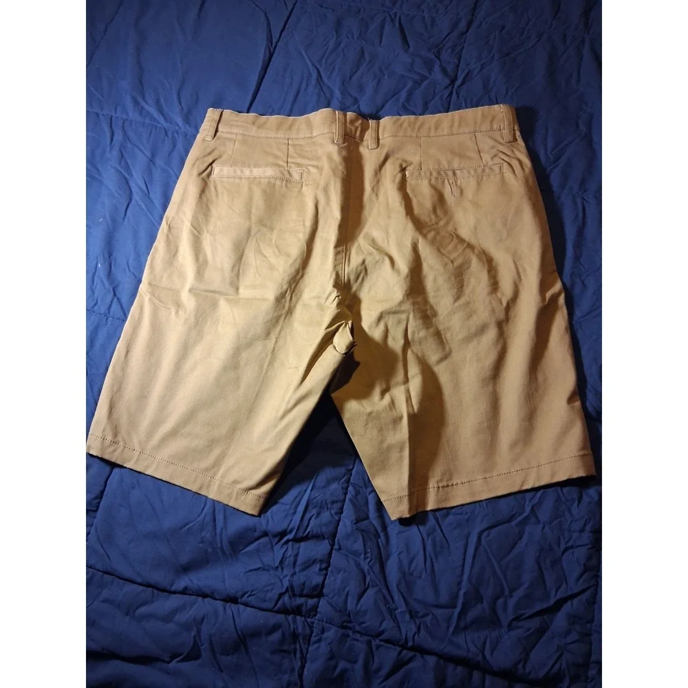 Bottoms Up Men's Sz Large Shorts Khaki Stretch Waist‎ 9